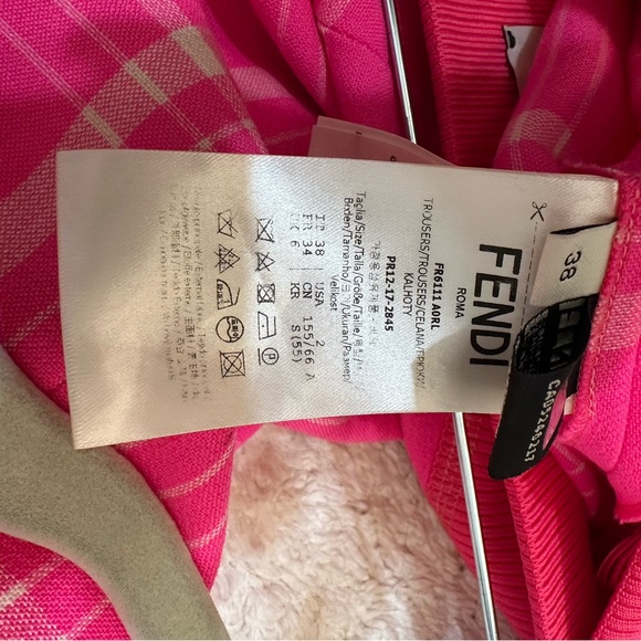Fendi Hot Pink Plaid Pants Gigi Hadid - Picture 8 of 12